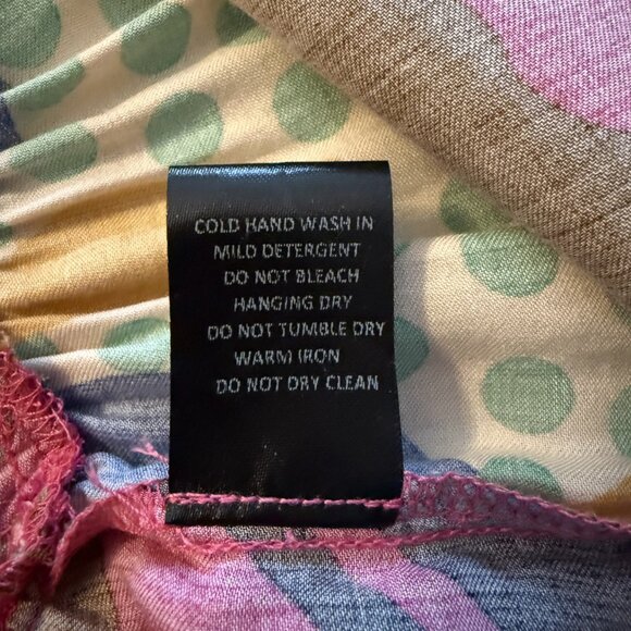 Karlie Short Sleeve V-Neck Floral Dress Women's Size Small NEW Colorful Pockets - Picture 8 of 9